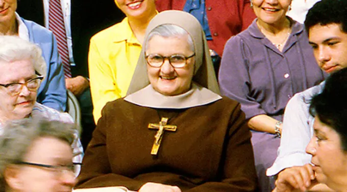 MadreAngelicaAmericaLatina_EWTN_290316.jpg ?? 