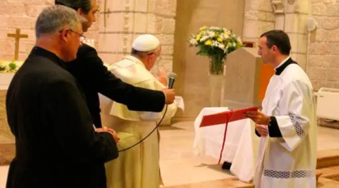 MagdalaCenterFrancisco_Web_regnumchristi.org.jpg ?? 