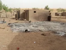 Aldeia atacada por muçulmanos no Mali