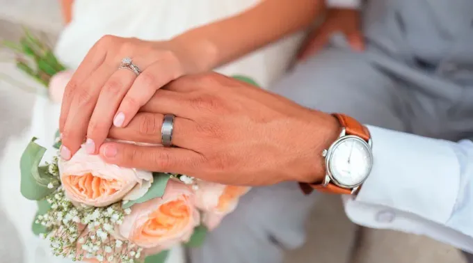 Manos-anillosMatrimonio-Pixabay-16032021.jpg ?? 