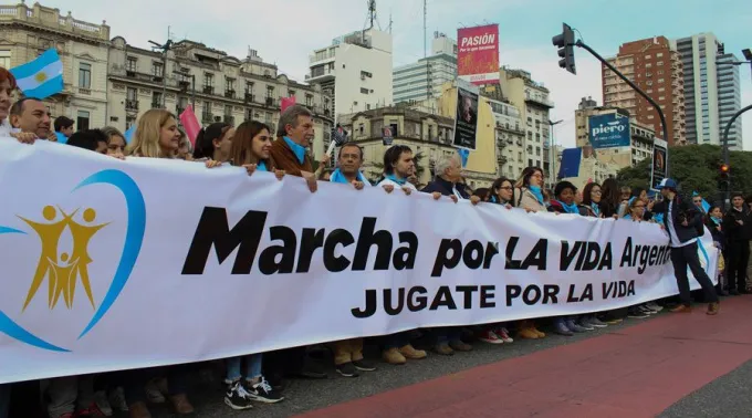 Marcha-Por-La-Vida-Argentina_Marcha-Por-La-Vida-Argentina_260718.jpg ?? 