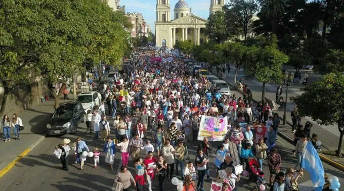 Marcha-Por-La-Vida-Tucuman_Facebook-Tucuman-Pro-Vida_020818.jpg ?? 