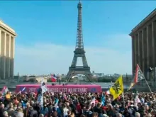 Marcha contra o casamento homossexual em Paris 