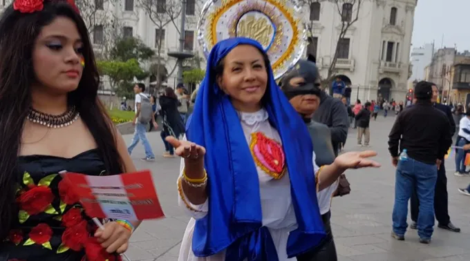 MarchaGayBurlaVirgen_TwitterYoDash_030716.jpg ?? 