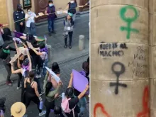 Ataque de feministas ao templo El Beaterio no México - Pichações de feministas em Cochabamba, Bolívia