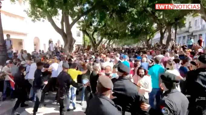 MarchasenCuba-130721.jpg ?? 