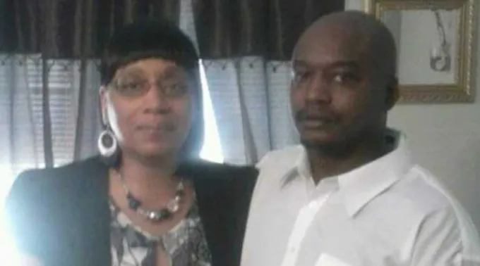 Marie_y_RodneyEarlSanders_TwitterJMitchellNews_080916.jpg ?? 