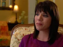 Melissa Ohden conta seu testemunho no vídeo da organização pró-vida Susan B. Anthony List.
