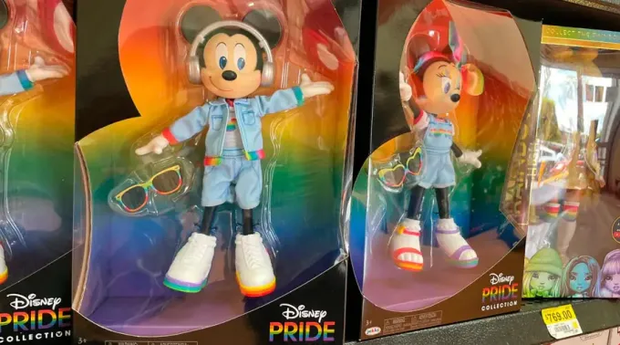 MickeyMouseGay-DavidRamos-ACIPrensa-18062022.webp ?? 