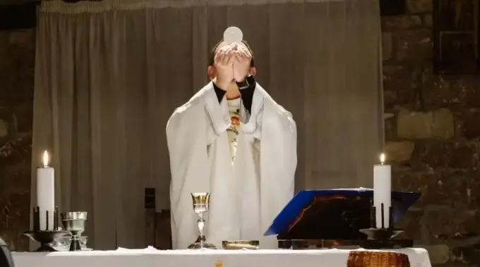 Misa-Josh-Applegate-Unsplash-200921.webp ?? 