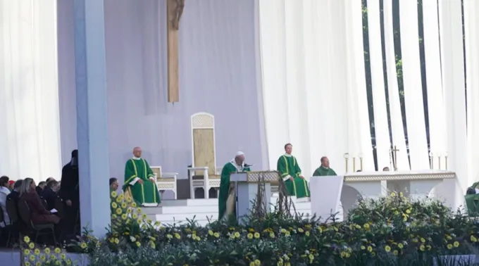 MisaKaunasPapaFrancisco_AndreaGagliarducciACI_23092018.jpg ?? 