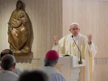 Papa Francisco durante a homilia na missa na manhã de hoje na Casa Santa Marta.