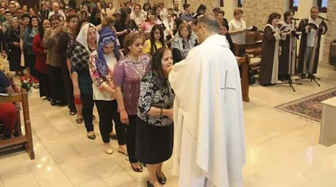 MissaCristiaoIraque_FacebookAmigosDeIrak.jpg ?? 