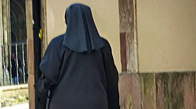 Monja_Fotoreferencial_FlickrNacho_CC__BY__20.jpg ?? 