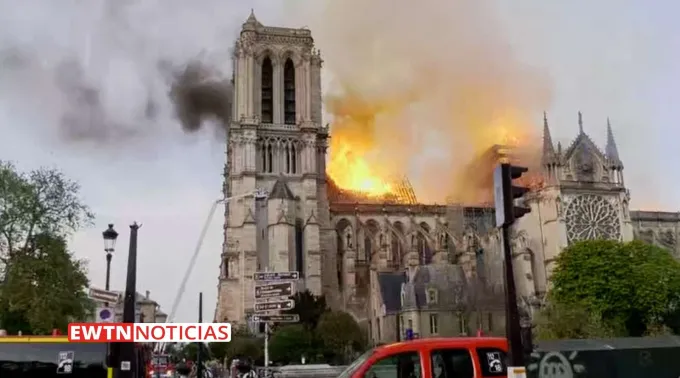 Notre-Dame_EWTN-16-04-19.jpg ?? 