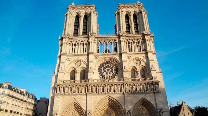 Notre-Dame_Pixabay_15-04-19.jpg