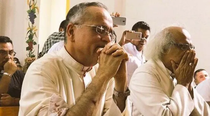 Obispo-Baez-Cardenal-Brenes-Twitter-silviojbaez-110718.jpg ?? 