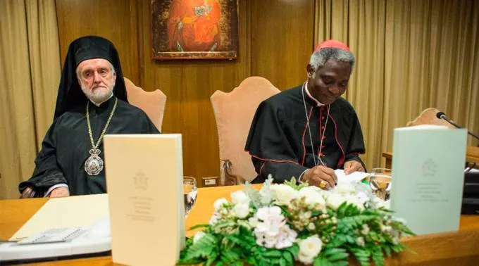 ObispoOrtodoxoObispoCatolico_LOsservatore_Romano_150916.jpg ?? 