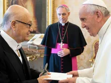 Novo embaixador do Chile ante a Santa Sé, Octavio Errázuriz Guilisasti, apresenta suas credenciais ao Papa Francisco.