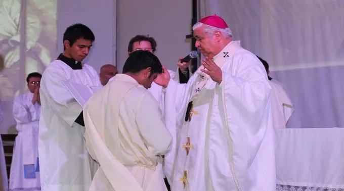 Ordenacion-Rogelio-Cabreral-Gabirel-Zul-Arquidiocesis-Monterrey-270718.jpg ?? 