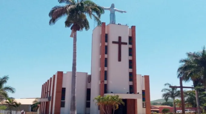 PAROQUIA-SENHOR-DO-BONFIM-BOCAIU.jpg ?? 