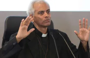 Pe. Tom fala sobre o seu cativeiro.