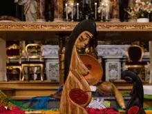 A polêmica imagem da Pachamama na igreja Santa Maria em Traspontina. Crédito: ACI Prensa