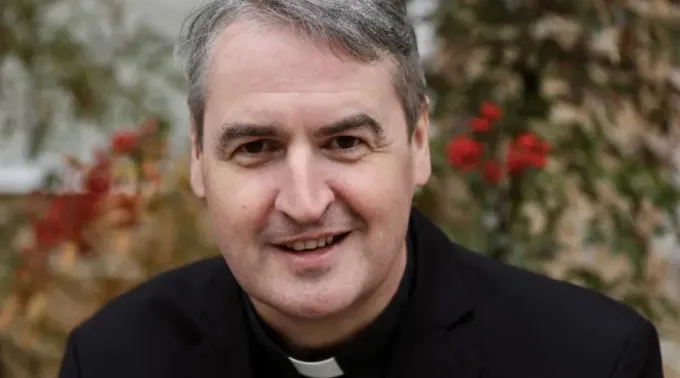 PadreAndrewSmall_Credito_AndrewSmall.jpg ?? 