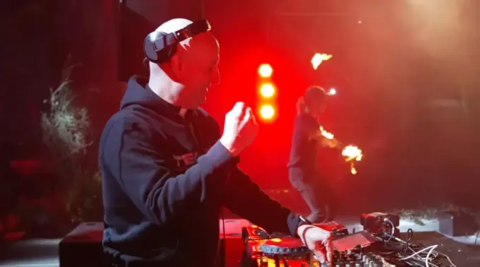 PadreDJ_150823.jpg ?? 