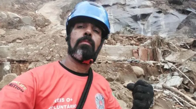 PadreSebastiaoReisemPetropolis.jpg ?? 