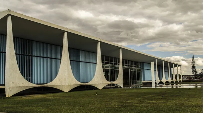 PalaciodaAlvorada_Wikimedia.jpg ?? 