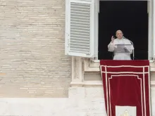 Papa Francisco preside o Ângelus no Vaticano.