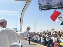 Papa Francisco durante sua viagem ao México em 2016. Crédito: Vatican Media