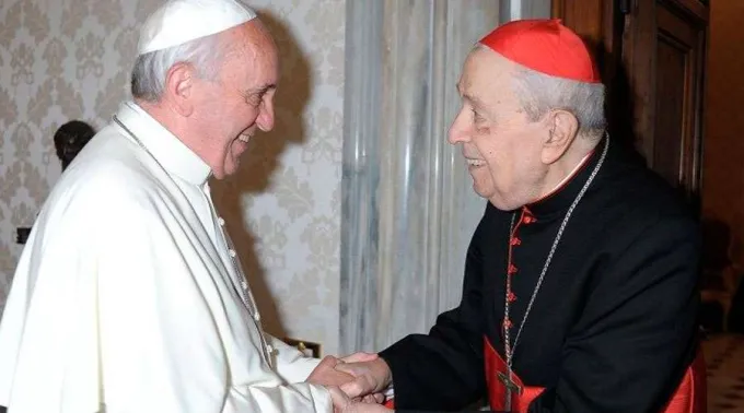 Papa-Francisco-Cardenal-Silvestrini-VaticanMedia-290819.jpg ?? 