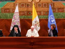Papa Francisco fala na Universidade Lateranense