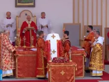 Papa Francisco presidindo a divina liturgia de são João Crisóstomo.