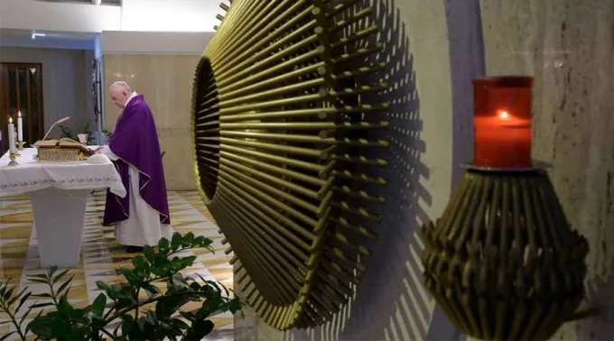 Papa-Francisco-Misa-Casa-Santa-Marta-Vatican-Media-06042020.jpg ?? 