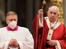 Papa Francisco durante a Missa de Pentecostes no Vaticano.