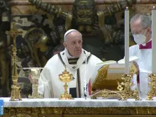 Papa Francisco celebra missa.