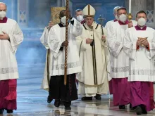 Papa Francisco durante uma celebração no Vaticano.