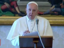Papa Francisco na oração de Regina Coeli em 3 de maio. Crédito: Video Capture