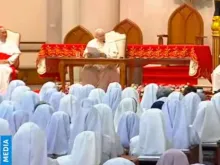 Papa Francisco durante encontro com a vida religiosa
