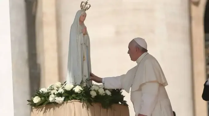 Papa-Francisco-Virgen-Fatima-Daniel-Ibanez-ACI-220322.webp ?? 