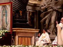 Papa Francisco celebra a Missa por Nossa Senhora de Guadalupe