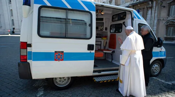 Papa-Francisco-ambulancia-Vatican-Media-010620.jpg ?? 