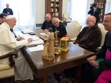 Papa Francisco reunido com autoridades da Conferência dos Bispos Católicos dos Estados Unidos.