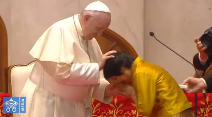 Papa-Francisco-y-Benedetta-221119.jpg ?? 