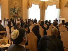 Papa Francisco em audiência ao Centro Cardeal Bea.