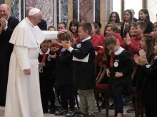 Papa Francisco recebe os irmãos Lassalistas.