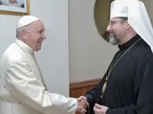 O papa Francisco com o arcebispo ucraniano Sviatoslav Shevchuk